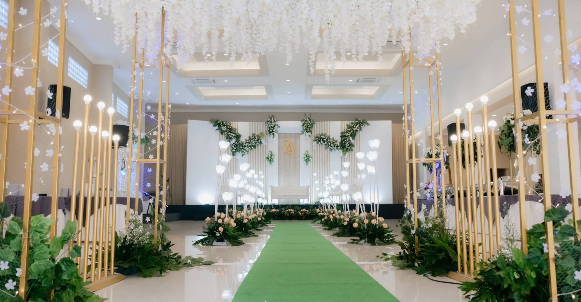 Dekorasi Pernikahan Mewah Bekasi Paket Wedding Organizer Bekasi Gedung Grand Karunia Tambun